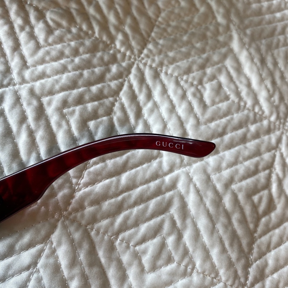 Gucci Sunglasses - Picture 4 of 5